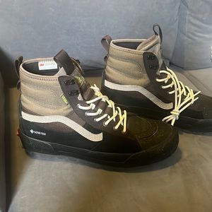 Vans SK8 Hi MTE GORE-TEX Men’s US 11
